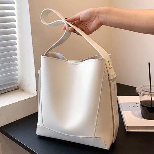 Large Capacity Simple Handbags Brand Designer Crossbody Bags for Women Bolsas Female Bucket Bag Vintage Casual Shoulder Bag Girl