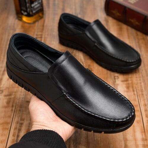 Sneaker Sneakers mens Mens elegant shoe sports 2020 flat safety zapatillas stitching hombre leather Fashion quality Breathable