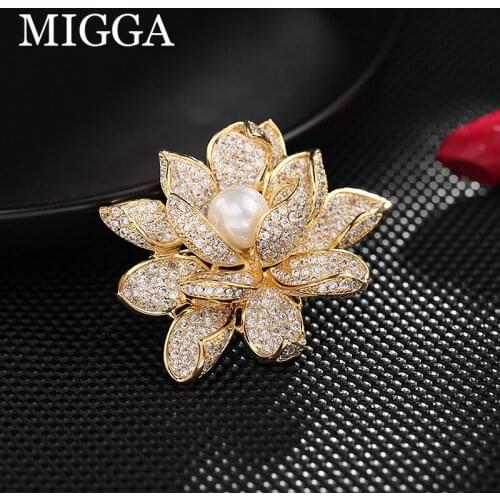 MIGGA Micro Paved Cubic Zircon Crystal Flower Brooch for Women Gold Color Plated Luxurious Accessories