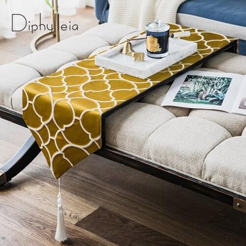 Diphylleia Luxury Gold Table Runner For Dinner Parties Events Decor American Style Dining Room Kitchen Rectangular Runner Tassel