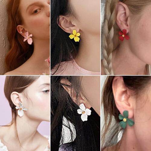 Tocona Colorful Pretty Flowers Stud Earrings for Women Gold Alloy Metal Charming Pearl Stone Earring Jewelry Accessories