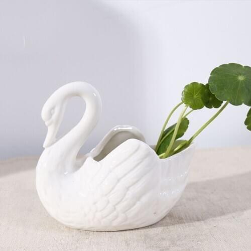 Creative White Swan Ceramic Flower Pot Multifunction Candlestick Photography Props Wedding Gifts Sundries Storage Oranments