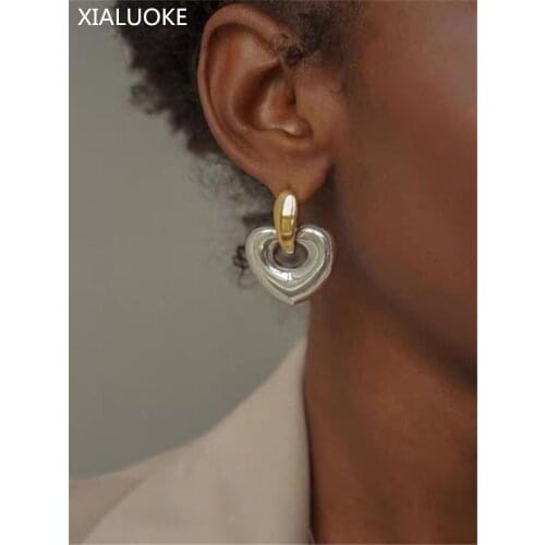 XIALUOKE 2021 Gold Earrings Vintage Popular Heart Pendant Hitting Scene Earrings For Women Jewelry Accessories