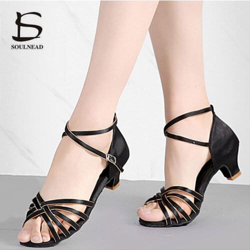 Latin Dance Shoes Children Girls Soft Bottom Women Kids Ballroom Salsa Dance Shoes Middle Heel 4cm Child Practice Shoe Wholesale
