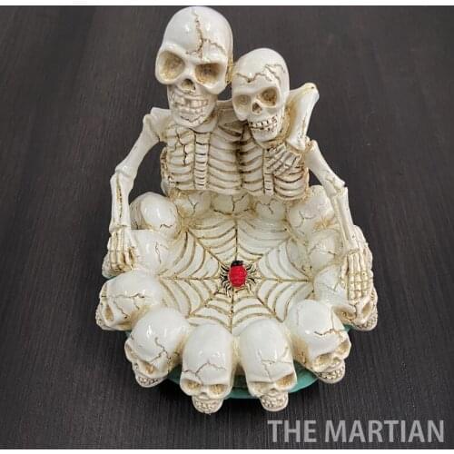 NEW Creative Skull Ashtray Cigarette Ash Tray Container Resin Smoking Accessories Decor Halloween Office Home Furnishing Gift