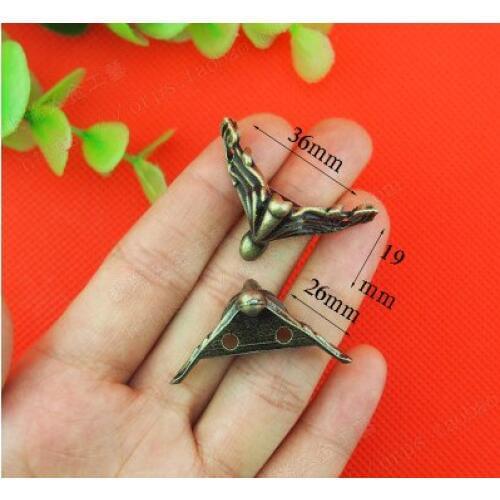 36*19MM Zinc alloy Corner Protector Hardware Antique wine box Wrap angle Decorative box corners Metal corner