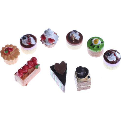 8pcs/lot Resin Miniature Food 3D Strawberry Chocolate Cake Charm Craft Fake Kitchen Toys Art Supply Decoration