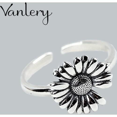 New Trendy Personality Punk Sunflower Rings For Women Lady Resizable Size Rings Party Jewelry Charm Gifts
