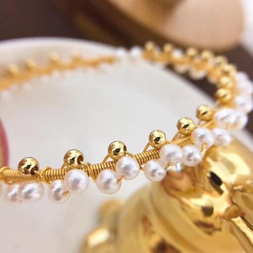 Free shipping best seller women chic jewelry handmade small natural white genuine pearl bead open end strecth bracelet gift