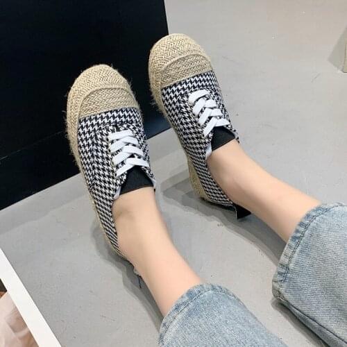 New Weave Womens Canvas Shoes Spring Autumn Round Toe Lace-up Leisure Solid Flat Platform Female Flats