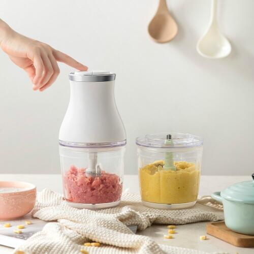 Meat Grinders is a baby food supplement with small, mini stir-fry NEW