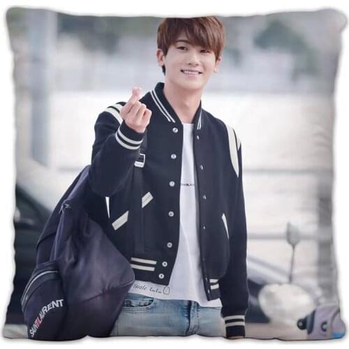 Noble Son Park Jiong Pillowcase Pretty Scholar Yu Lexuan Same Paragraph Star Photo Poster Cushion Cover Souvenir Home Decor