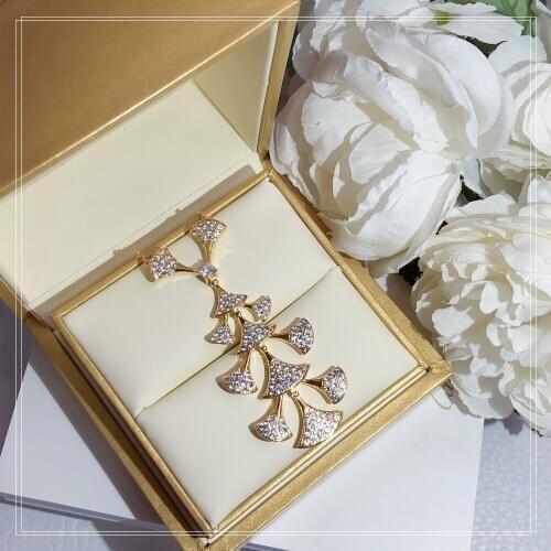 2021 Fashion Trend Simple Atmospheric Lady Necklace The Dance Party Banquet Free Shipping High Quality Online Celebrity Love