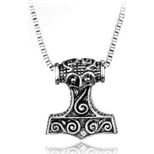 RJ Viking Axe Pendant Necklace Men Women Metal Retro Pattern Axe Choker Chain Cosplay Jewelry Accessories Gift