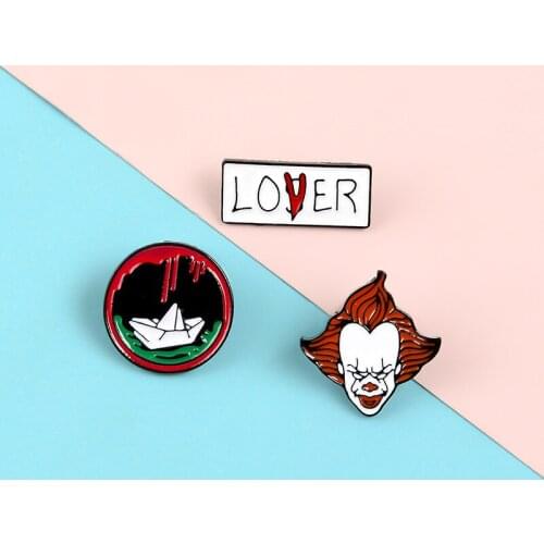 Fun Cartoon Movie Horror Character Boat LOVER Enamel Brooch Alloy Badge Custom Jewelry Clothes Bag Pin Punk Accessories Gift