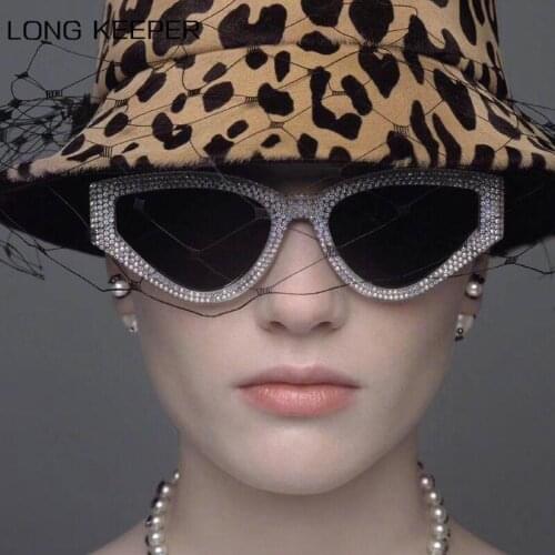Luxury Cat Eye Sunglasses Women Fashion Vintage Diamond Sun Glasses Ladies Rhinestone Party Eyeglasses UV400 Gafas de sol mujer