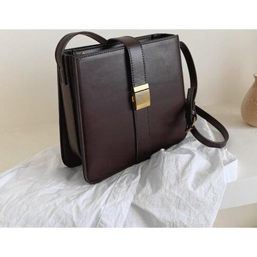 Shoulder bag with retro lock design for women, synthetic leather shoulder strap zipper, simple, high quality