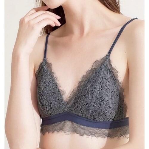 Sexy Ultra-thin French Lingerie Triangle Cup Seamless Deep V Lace Wireless Thin Sexy Lingerie Soft Push-up Bra