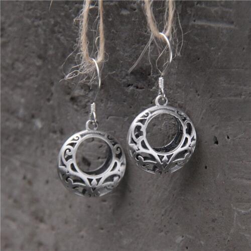 2018 Real Hot Sale Anniversary Brinco Vatican S925 Pure Retro Fashion Personality Hollow Out Eardrop Allergy Old Earrings