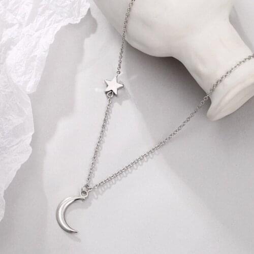 Personality Star Moon Pendant Short Clavicle Chain Necklace Women Jewelry 2021