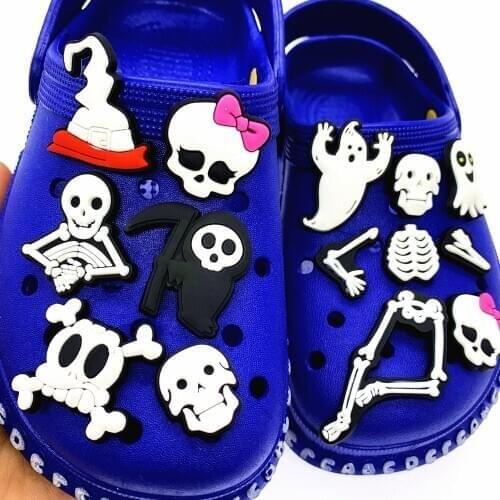 10PCS/Set Black White Shoes Charms Ghost Croc JIBZ Decoration Wristband Skeleton Accessories For Slipper Halloween Party Gifts