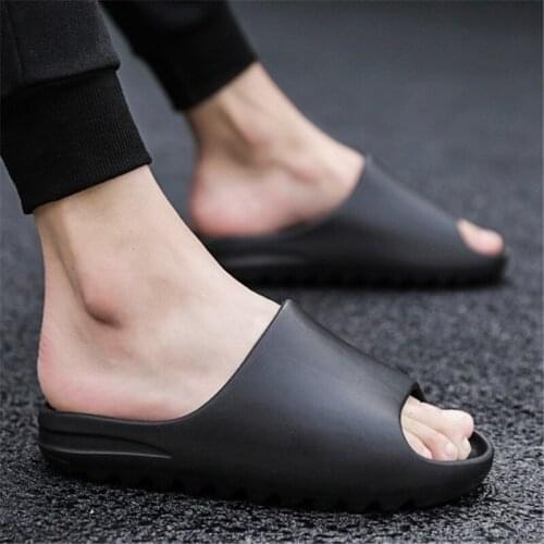 Mens Ademende Koele Strand Slippers Mannen Zomer Slides Vis Mond Slippers Mannen Sandalen Lichtgewicht Bone Wit
