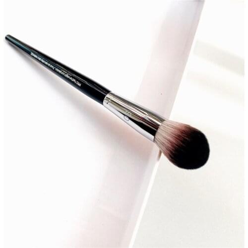 Pro Makeup Brush Featherweight Complexion Brush #90 Seamless Foundation Blush Bronzer Makeup Brush Highlighter Cosmetics Tools