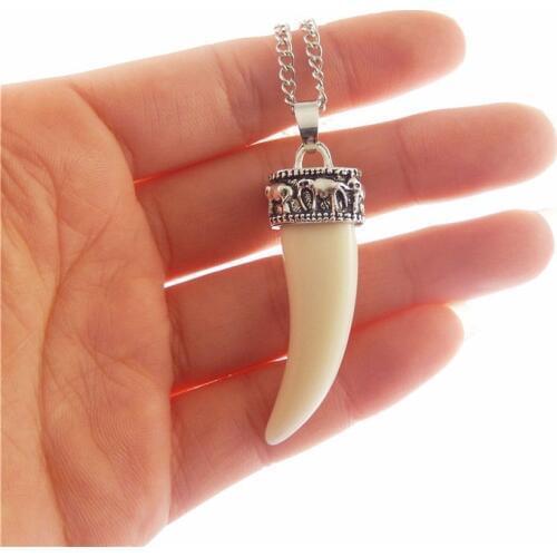 Julie Wang Resin Artificial Wolf Tooth Spike Pendant Necklace For Men Women Punk Style Jewelry Alloy Chain Amulet Charms