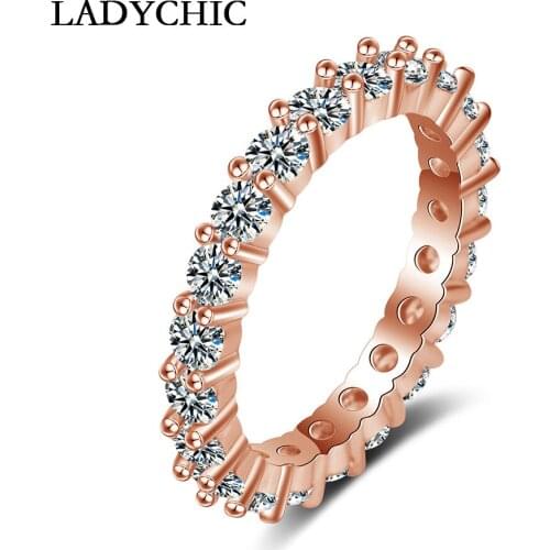 LADYCHIC Round AAA Cubic Zirconia Stones Finger Rings for Women Stylish Shinning Copper Ring Engagement Jewelry Gift LR1008