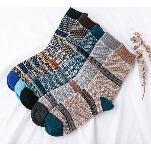 New 5Pairs/Lot High Quality Mens Wool Socks Winter Thicken Sheeps Socks Warm Men Retro Style Colorful Man Socks Fashion