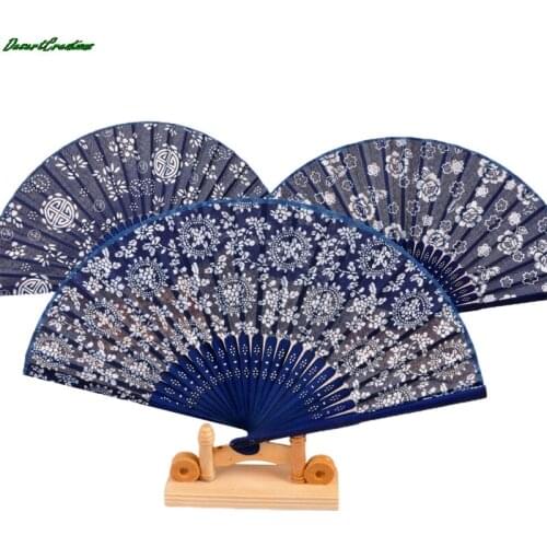 1Pcs Random Color Classical Flower Design Chinese Style Blue Fabric Hand Fan With Dyed Blue Bamboo Frame Wedding Party Favor