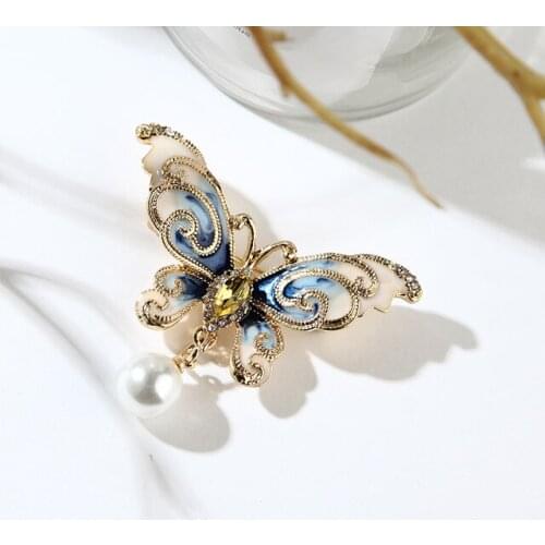 Fashion and elegant brooch golden ladies gift butterfly brooch acrylic pearl accessories ladies jewelry blue painted brooch