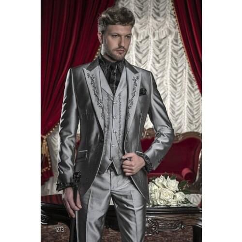 Handsome Mens Suits Embroidery Groom Tuxedos Groomsmen Wedding Party Dinner Best Man Suits Blazer (Jacket+Pants+Vest) NO:329