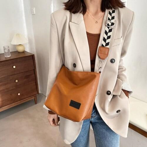 Fashion PU Leather Shoulder Bucket Bag Simple Solid Color Messenger Bag Plaid Pattern Strap Shoulder Totes Travel Street Satchel