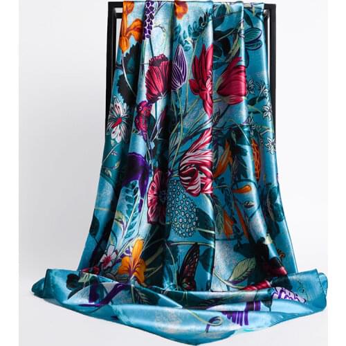 2021 Square Scarf For Women Print Foulard New Headband Silk Shawl Satin Hijab Wraps Hair Bands Retro Neckerchief Female Bandana