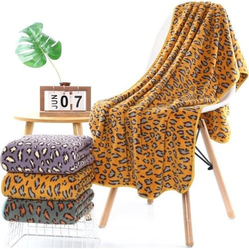 2020 Adult Bath Towel Leopard Coral Fleece Bath Towel Terry Bath Towel Beach Towel Soft Absorbent Quick-drying, microfiber towel