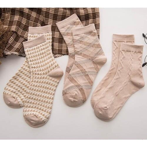 Smoky Gray Striped Plaid Socks Harajuku Houndstooth Hip Hop Cotton Socks Diamond Casual Student Short Socks Skateboard Soxs