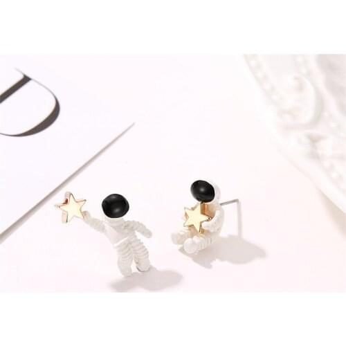 Asymmetric pentagram contracted earrings space astronauts earrings fashion woma