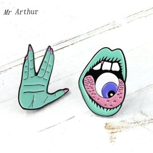 Green Hand Eye Mouse Enamel Pin Cartoon Monster Badge Brooch Backpack Clothes Lapel Punk Organ Jewelry Gift for Friends
