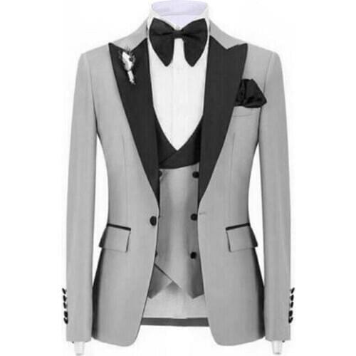 New Man Suits Grey Groom Tuxedos Peaked Lapel Groomsman Suit Custom Made Man Suit 3 Pieces Dinner Suit (Jacket+pants+vest)