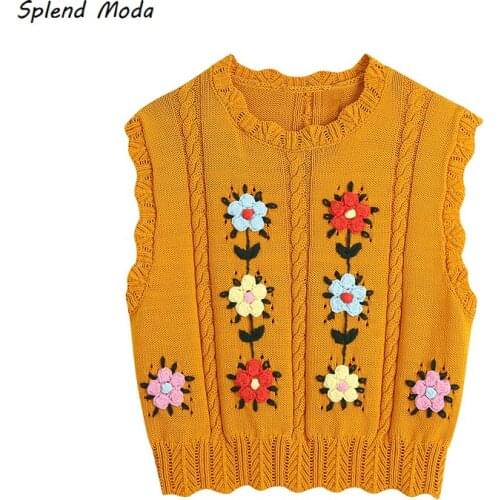 Splend Moda 2021 Summer New Slim Short Lace Vintage Tank Top Embroidery Flower Knitted Short Top Vest Women Fashion Casual