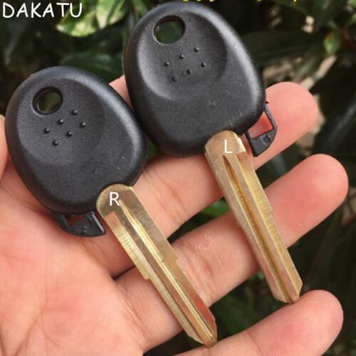DAKATU Blank Transponder Key Case Shell For Hyundai Santa Fe Replacement Car Key fob shell with right /left blade