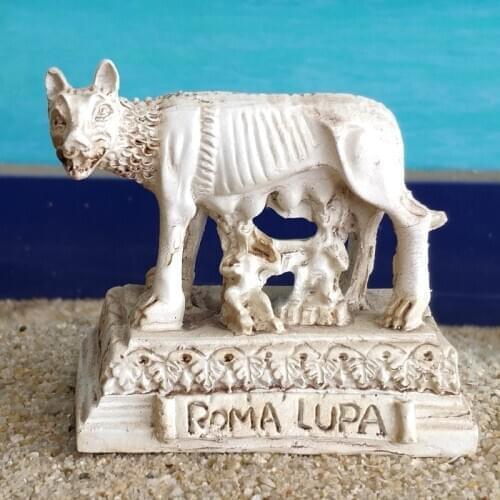 WOLF CHILD FEMALE WOLF FEMALE WOLF NURSERY SANDS ITALIAN ROME FEMALE WOLF STATUE FAMILY DECORATION ORNAMENTS