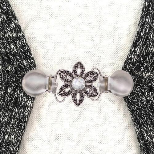 New European American Classic White Stone Inlaid Clothing Clip Cardigan Tight Sweater Clip Clothing Accessories