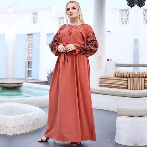 Arab Muslim Robe Embroidery Long-Sleeved Women Clothing African Clothing Dubai Casual Loose Round Neck Plus Size Orange Dress