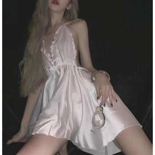 Sexy Lovely Lace Sleepwear Nightdress Home Wear Sexy Backless Night Dress Silk Nightwear Deep V Nightdress Young Girl Nightgown