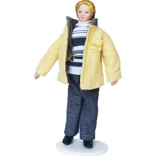 1: 12 Dollhouse Accessories Teenager Figurine Kids Girls Christmas New Year Gift