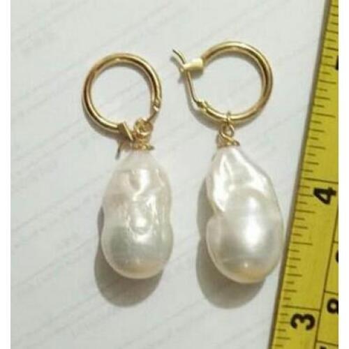 Wholesale price ^^^ Beauty a Pair of 10-9 mm AAA Genuine Natural South Sea Pearl Earring