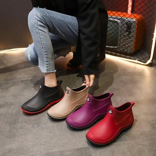 Fashion Rain Shoes Ankle boots Plus Velvet Warm Rain Boots To Wear Kitchen Working Shoe Non-slip boots for women waterproof work