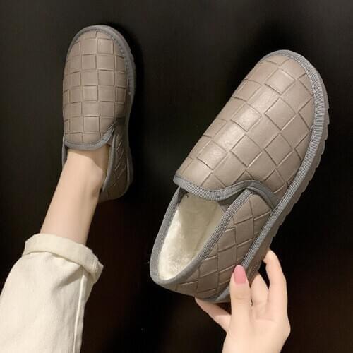 Cotton shoes, pedals and velvet students keep warm men and women non-slip and waterproof leather snow boots leisure and comfort